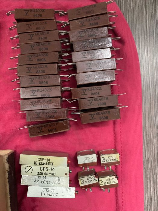 Резистор, конденсатор, диод, лампа: 30 грн. - Аксессуары и ...