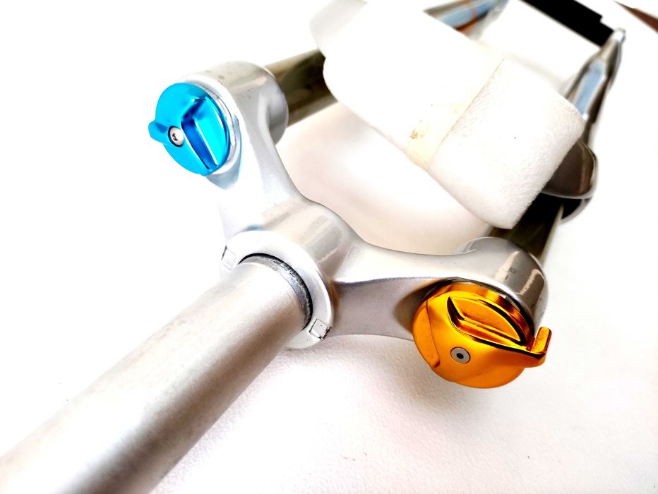 NOWY Lekki Amortyzator MTB koło 28/29" 1 i 1/8 cala DISC Blokada