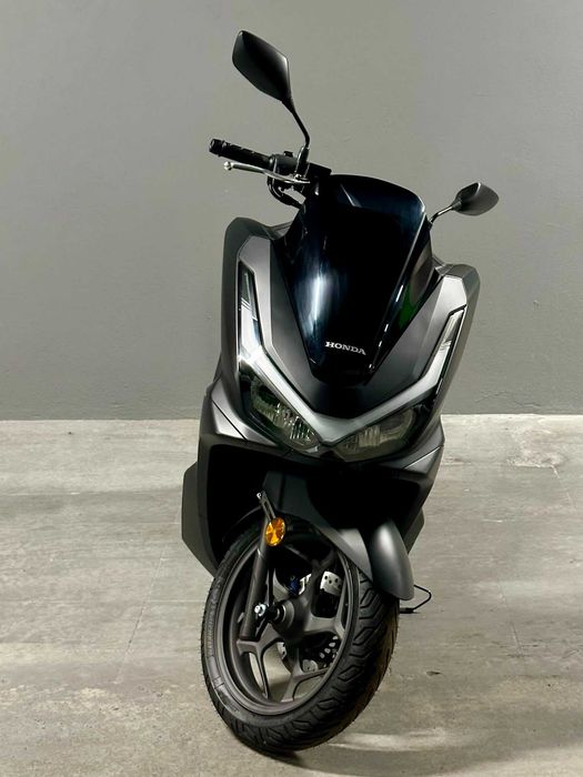 Honda PCX 125 0km — Em 12, 18 ou 24 meses. Venda parcelada com mensalidades acessíveis! Processo ágil e simples!