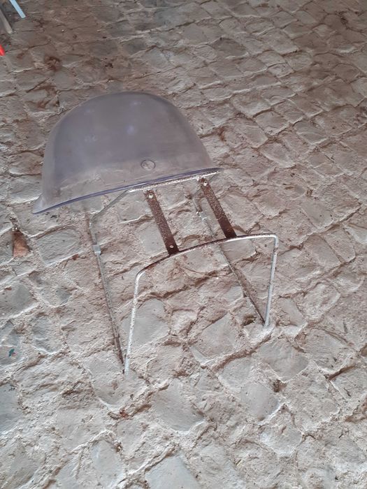 Cadeira em acrílico