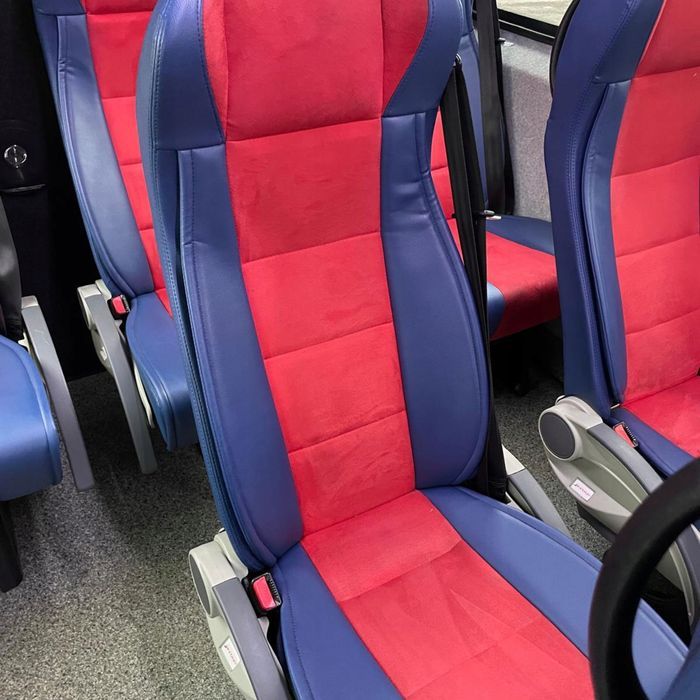 Pokrowce na fotele do Citroen Jumpy 8 os. Welur Szyte ręcznie na miarę