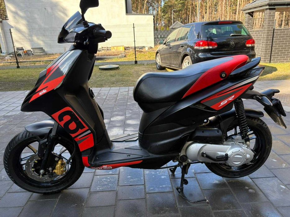 Skuter Aprilia SR 50 cm 2 T