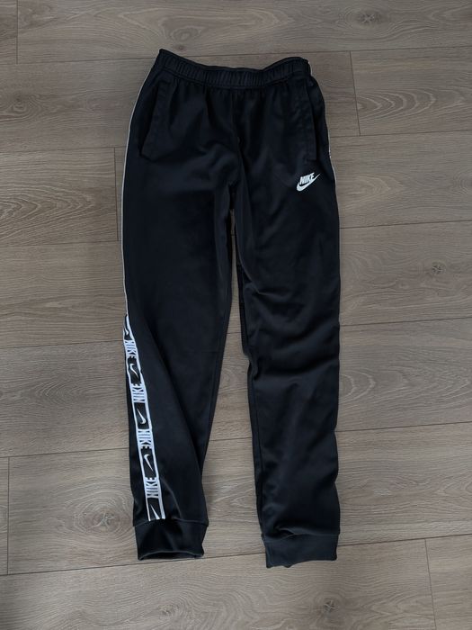 Підліткові штани Nike з лампасами на зріст 160-170 см