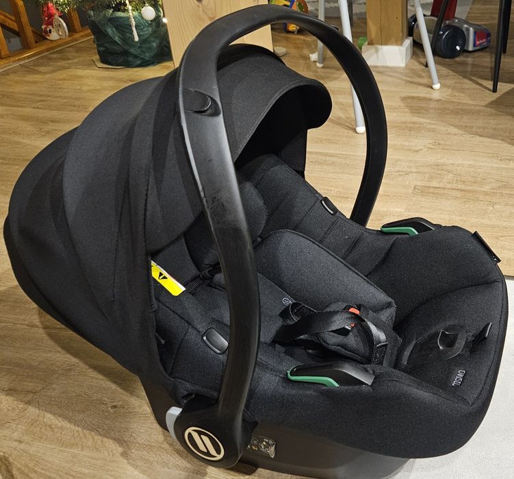 Sprzedam fotelik samochodowy dla niemowlaka 0-13kg