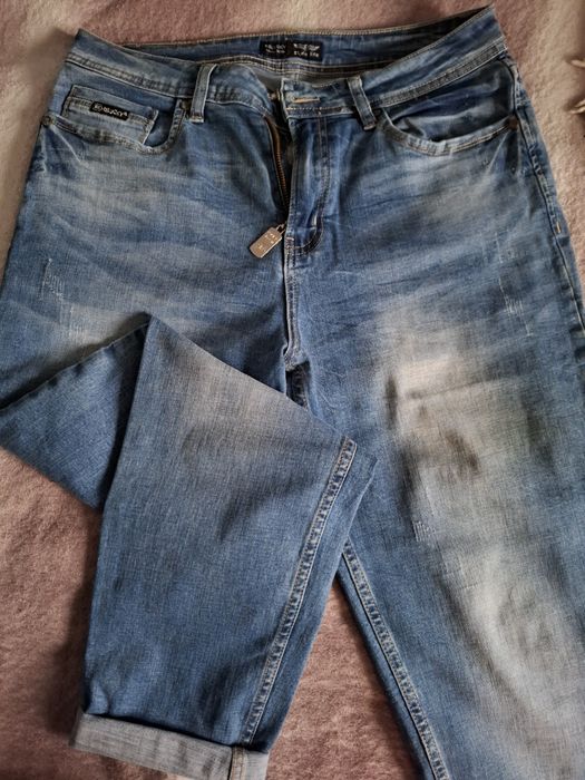 Джинси жіночі св.сині моми 31р