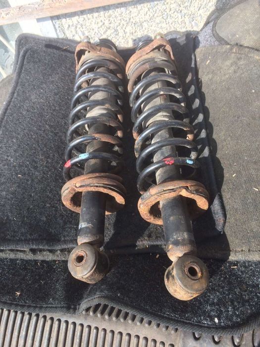 Амартизаторы стойки Лансер 9