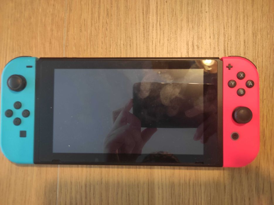 nintendo switch + etui