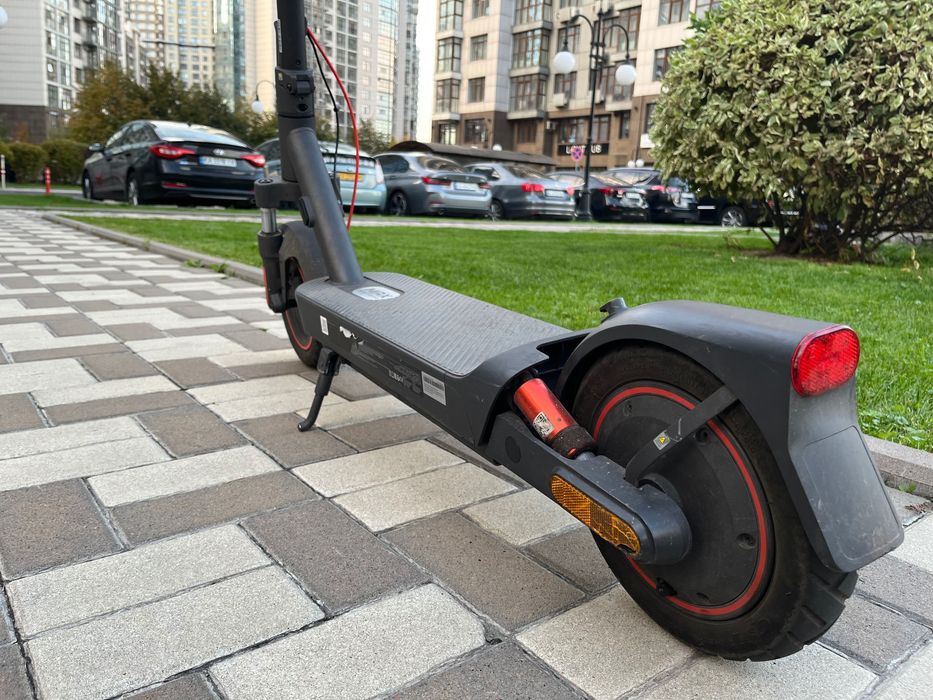 Електросамокат продаж Xiaomi Scooter 5 Max