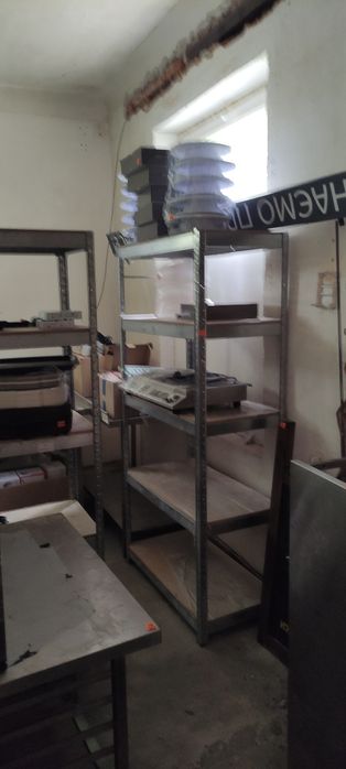 Продам - стойка клиента, стул барный,