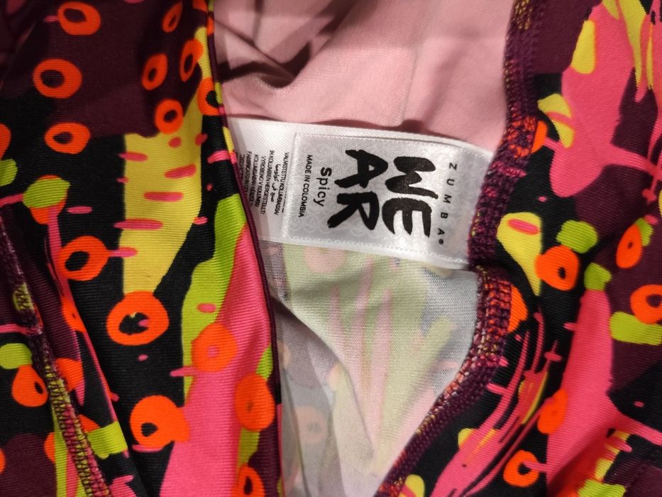 Legginsy Zumba rozm XS/S dwie różne nogawki kolorowe i