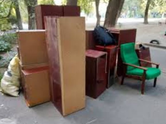 Вивезення сміття старой мебели Грузоперевозки ,грузчики вантажні перевнзення ,доставка