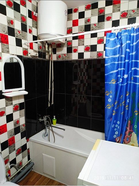 Центр Каменское посуточно 2+2  тепло отчетные документы