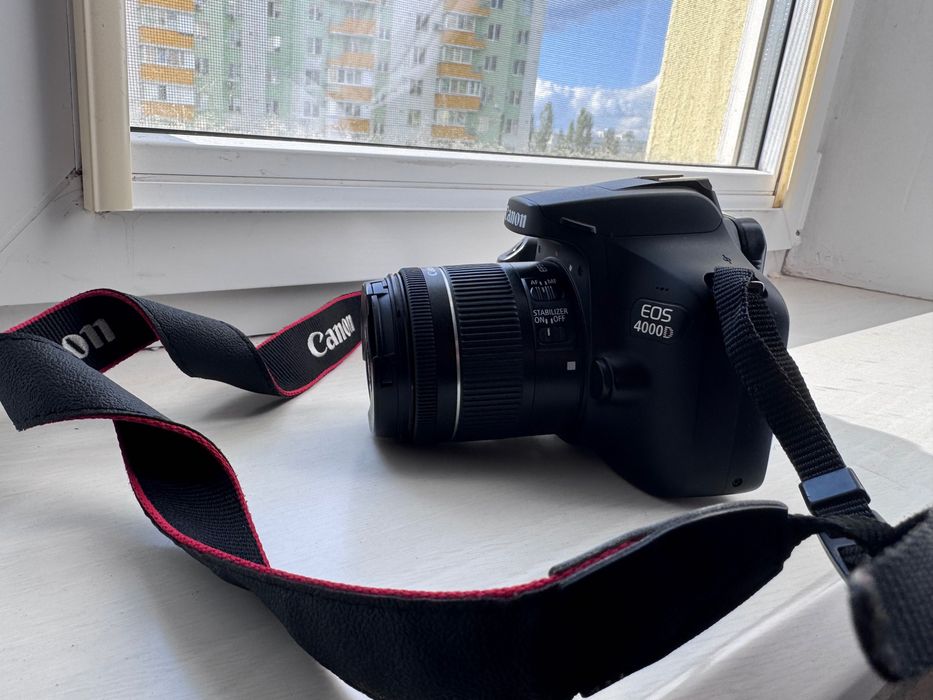Canon EOS 4000D Kit (18-55mm)