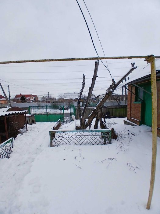 У продажу будинок із ЗЕМЕЛЬНОЮ ДІЛЯНКОЮ ПІД ЗАБУДОВУ площею 14.7 с.