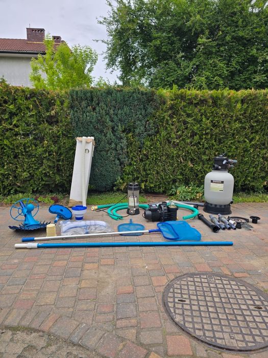 Komplet sprzętów i akcesoriów basenowych