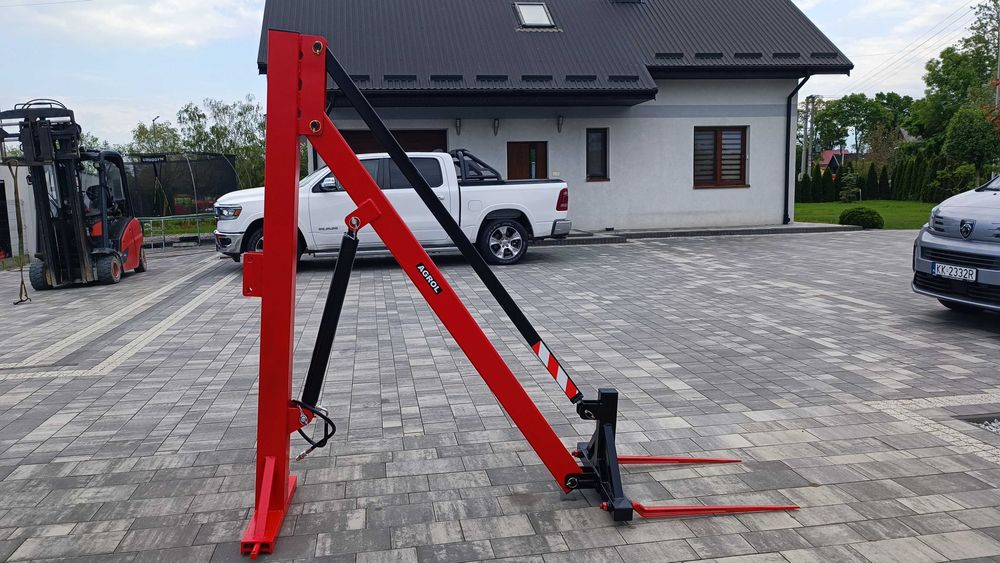 Widły do balotów ładowacz na tuz hydrauliczny z samopoziomem mocna solidna konstrukcja
