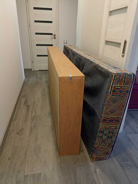 Ліжко односпальне