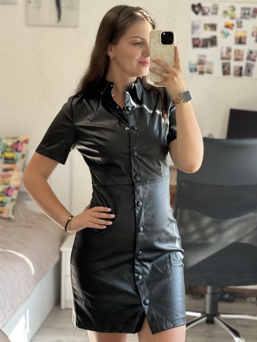 Стильна еко-шкіряна сукня New Look на літо