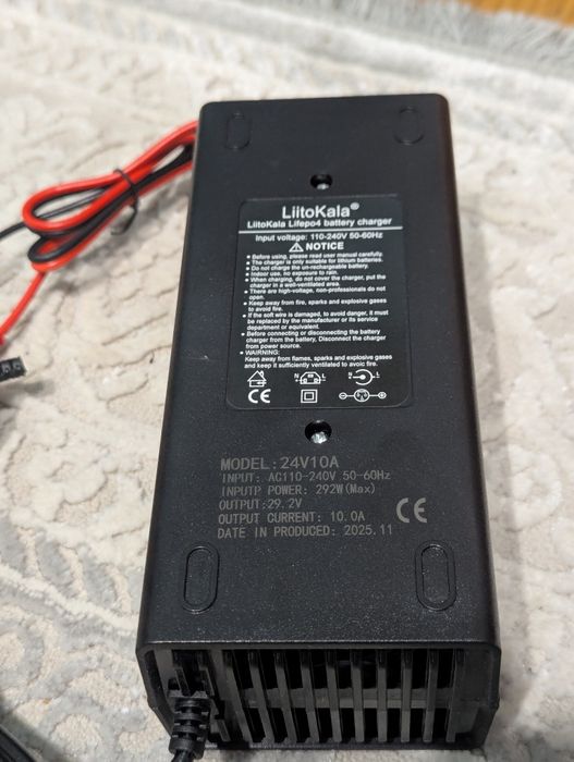 Зарядний пристрій 24V 10A для 8s LFP LiFePO4 акумуляторів. Chardger