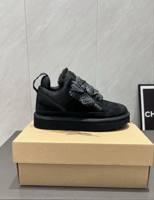 UGG уги в наявності