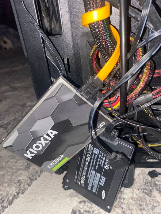 komputer gamingowy rx 5700 xt