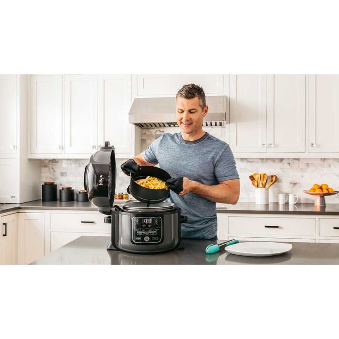 Мультиварка-скороварка-аерогриль Ninja Foodi Multi-Cooker OP300EU (6літрів)