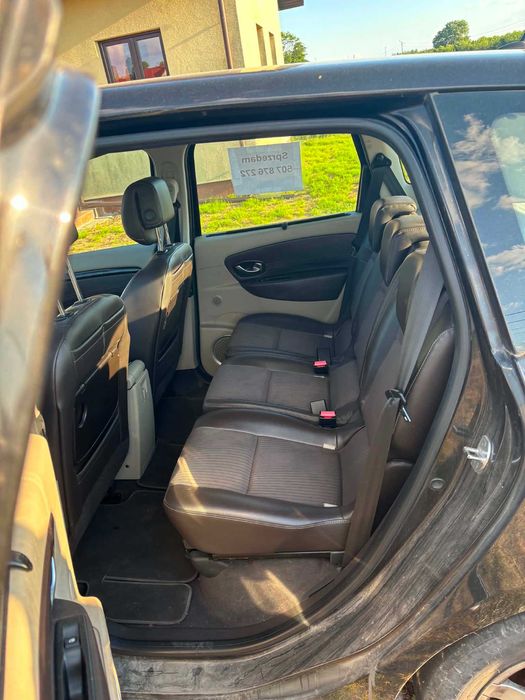 RENAULT megane scenic