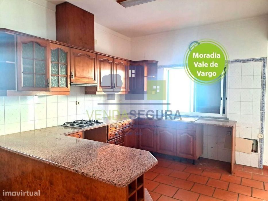 Moradia T4 com Sótão e Quintal em Vale de Vargo, Serpa