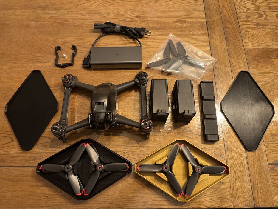 Drone DJI FPV com acessórios 2 baterias