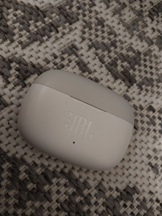 Навушники вкладиші бездротові TWS JBL Wave 200 White (JBLW200TWSWHT)