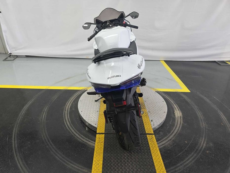 2023 Suzuki Hayabusa — Гіпербайк для тих, хто цінує потужність