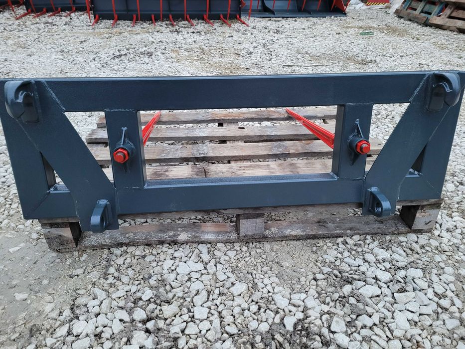 Ramka z kłami karetka do przewozu bel słomy do Tura ciągnika Chwytak