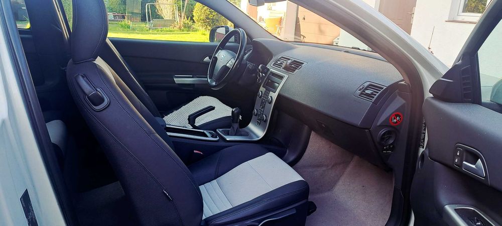 Volvo C30 1.6D 2009r
