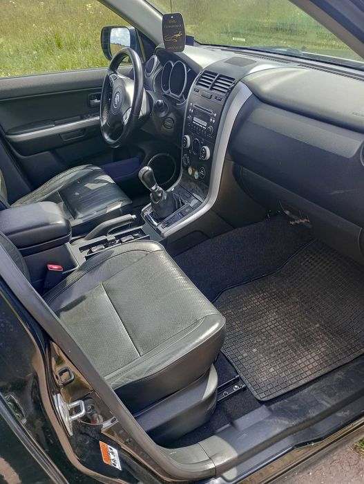 Suzuki Grand Vitara II lift