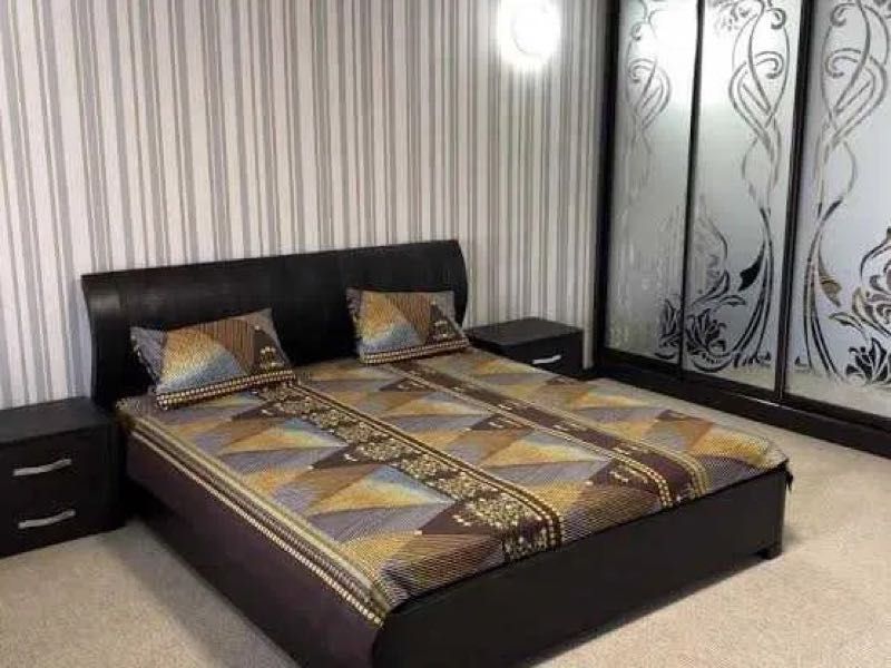 Оренда 3-х рівневого пентхауса 555 м² в центрі Києва, вул. Ковпака 17