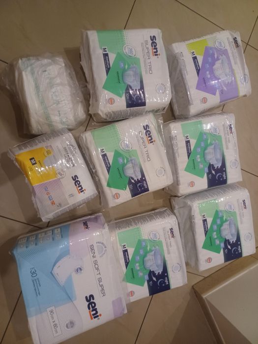 SENI SUPER TRIO pieluchomajtki ,podkłady