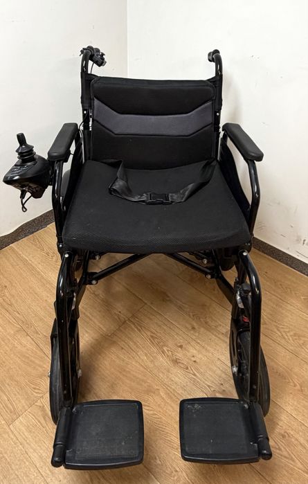 Wozek elektryczny skladany + joystick opiekuna