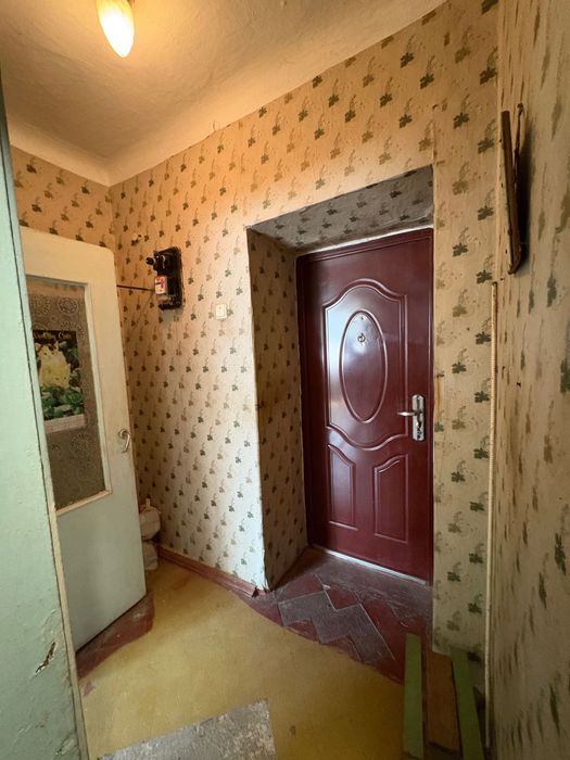 Продаж 2 к/к . Зупинка Театральна , вул. Максима Алдошина