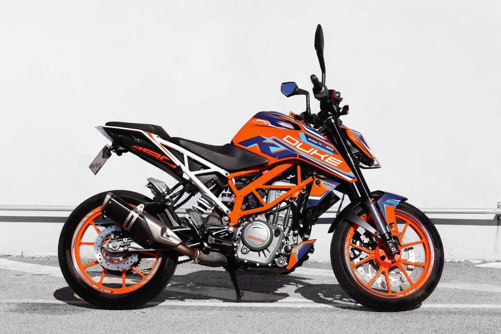 KTM 390 Duke, 2022
