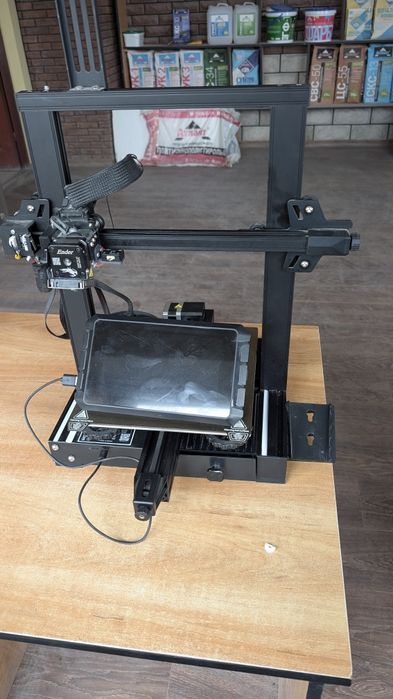 3d принтер crialiti ender-3neo v2. Абрейдений з klipper.