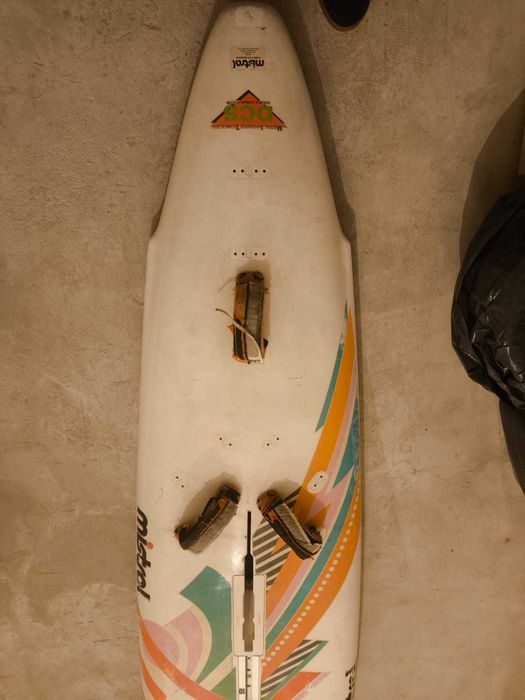 Prancha de Windsurf Mistral New Malibu