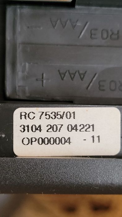 Pilot Philips do telewizora