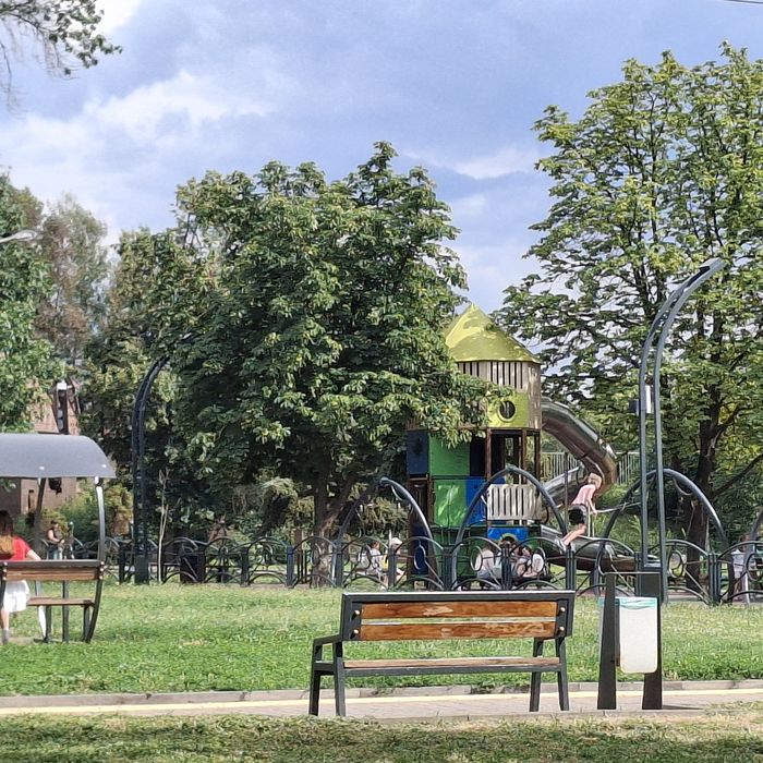 Площа Артема. Автономне опалення.