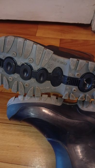 Ботинки-сапоги,резиновые сапоги