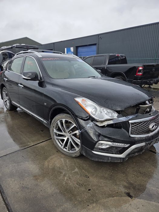 Infiniti qx50 najbogatsze wyposażenie 4x4
