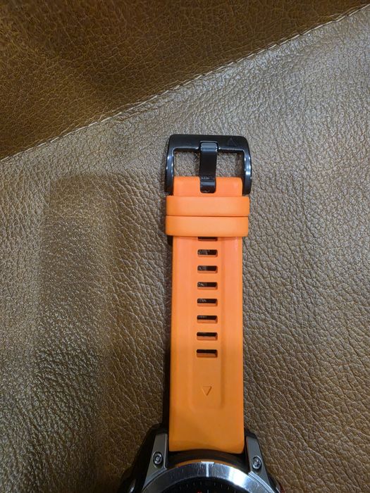 Epix 2  47mm,  plus 2 paski