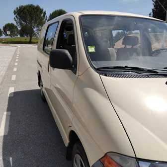 Toyota Hiace 6 Lugares