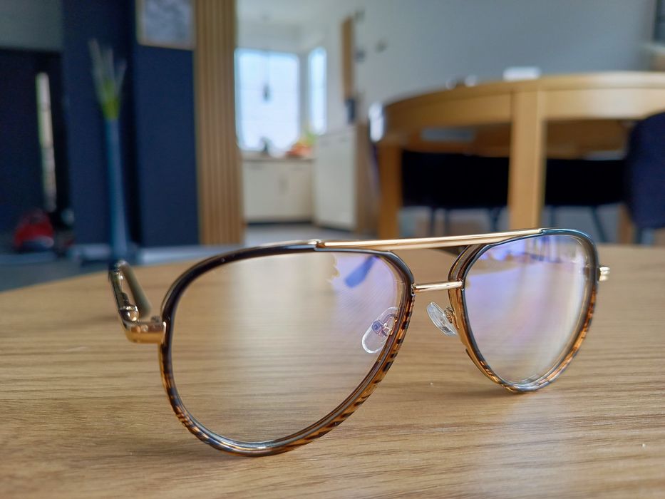 Nowe oprawki premium