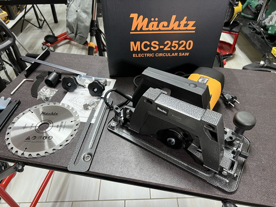 Пила дисковая Machtz MCS-2520 + крепление к столу 2500 Вт 200 мм диск