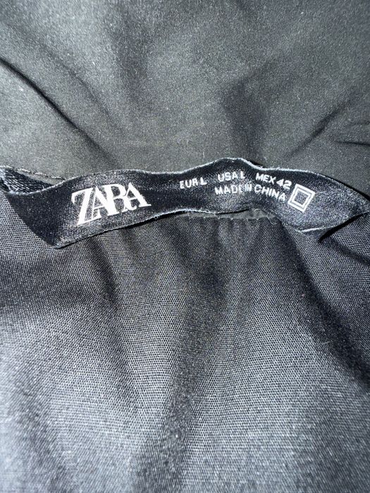 Стильний чоловічий бомбер